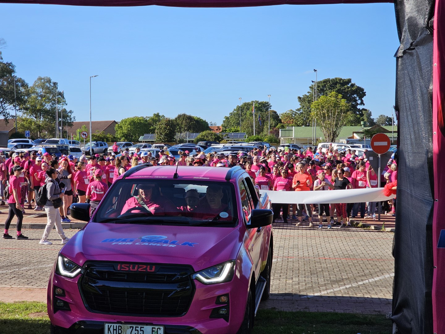 Algoa FM Big Walk For Cancer Draws A Huge Crowd George Herald