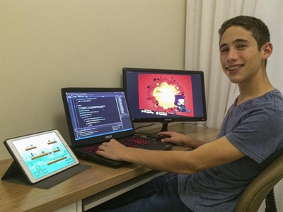 Mossel Bay boy releases game on Apple