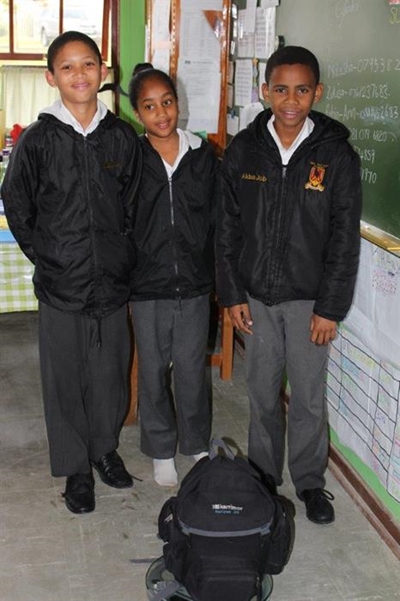 Heavy schoolbag a pain in the neck