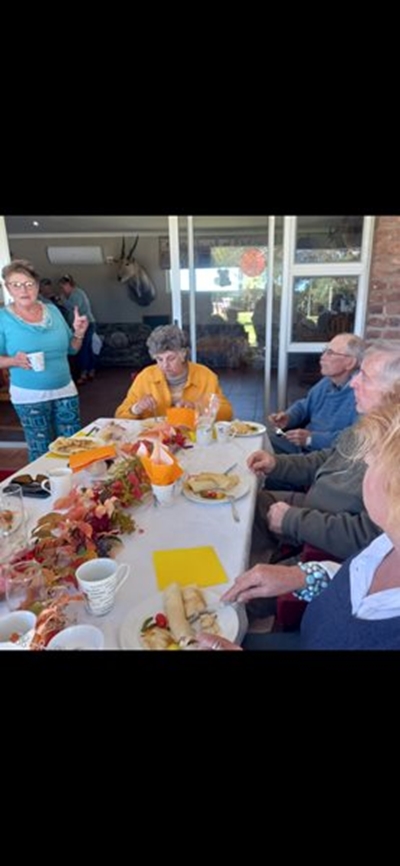 Vrouelandbouvereniging wys bejaardes maak saak