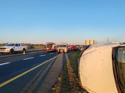 10 injured in N2 accident 