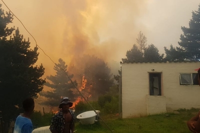 Western Cape: 12 fires break out during heatwave over the weekend