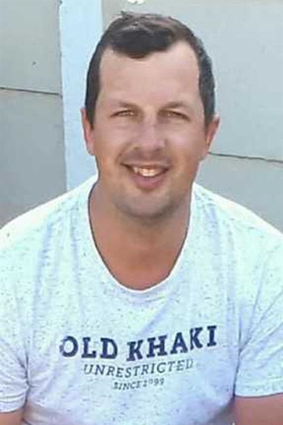 Bekende van Stilbaai in hospitaal na fietsongeluk