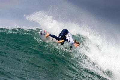 Municipality backs local surfer for Olympics