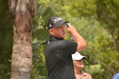 Strydom strides clear at IGT Akasia