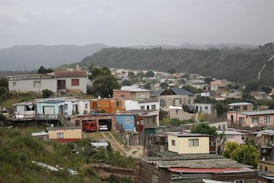 Knysna looks at land invasions