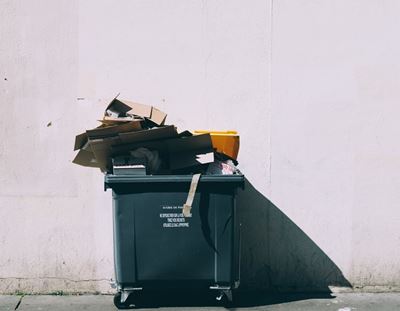 Delayed start to refuse removal