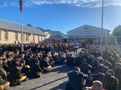 Eeufeesentrum by Hoërskool Outeniqua