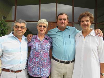Laerskool Volschenk: 4 Onnies tree af