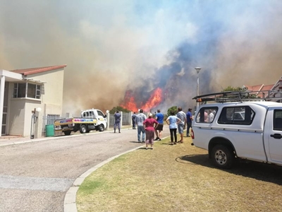 George fire brigade assisting in Mossel Bay