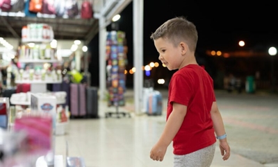 20 Tips for keeping children safe during the holidays