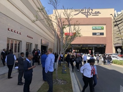 Two Joburg shopping malls cleared after bomb threats