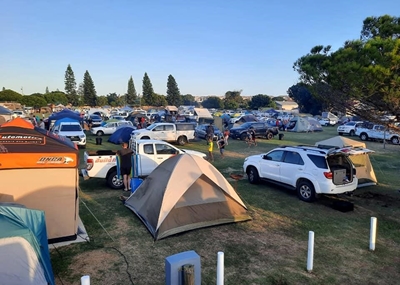 Pa-en-kind-kamp 'n fees