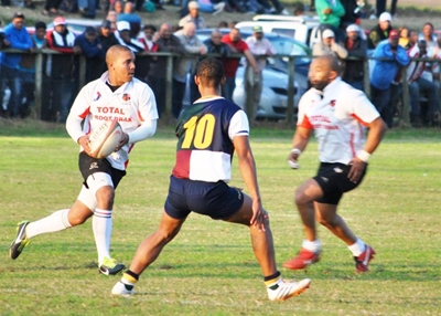 Groot Brak net-net deur Barbarians geklop