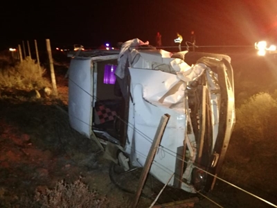 Bakkie rol op Calitzdorppad