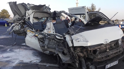 At least 10 killed in crash on N1 southbound between Allandale Rd and Buccleuch, Johannesburg
