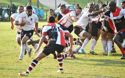 Barbarians en Groot Brak steeds op die wenpad