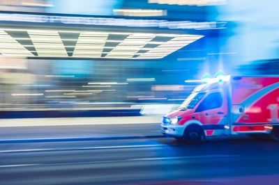 Uni students hospitalised after suspected gas leak at Parktown residence