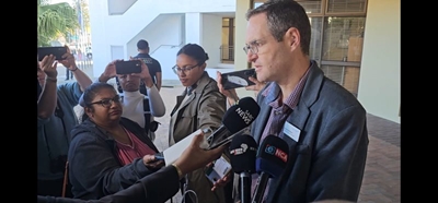 Mediclinic manager addresses media 