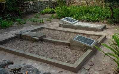 Rex's grave looking almost regal again