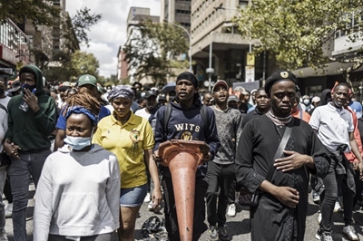 Wits students clash with police and guards as protest continues