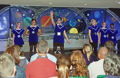 Young shooting stars in space play