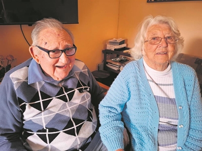 Knott-Craigs nearing 7 decades of wedded bliss