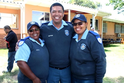 Blink toekoms wink vir opsigters in blou