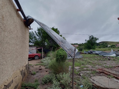 Storm laat dakke waai