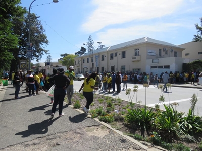 UPDATE: Molosi murder: Residents react violently to postponement