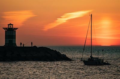 Cape’s small-scale fishers have to catch lobster for starvation wages