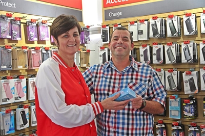 Wellington Waver glimlag na aanval