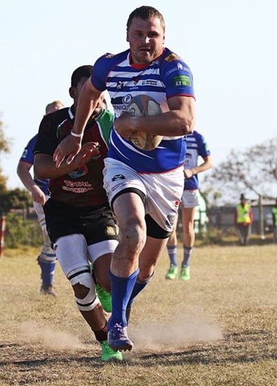 Eindstryd wink vir Crusaders en Evergreens