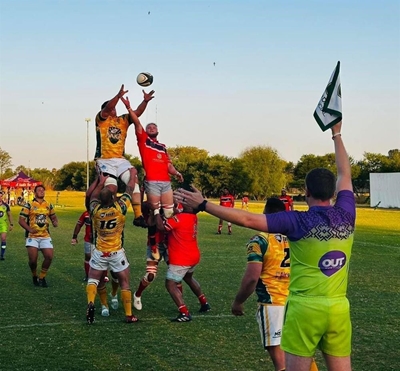 Crusaders val vas teen 'n vasberade Naka Bulle