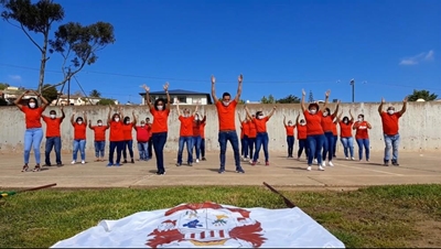 Voorwaarts Primêre Skool doen Jerusalema