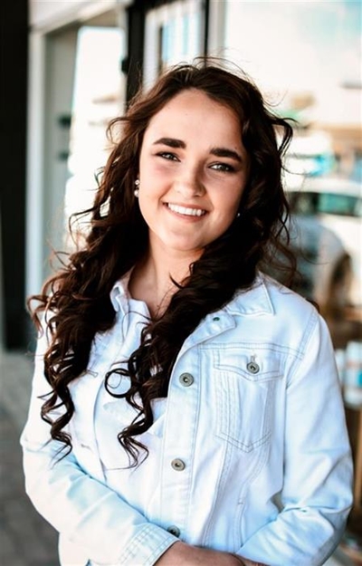 Hoekwil girl named Miss High School semi-finalist