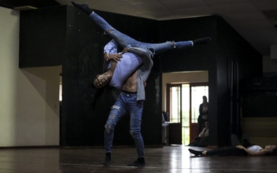 Locals get dance injection from Cape Town