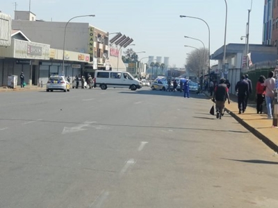 Clashes between ‘Nigerians’ and SA nationals cause further chaos in Kempton Park