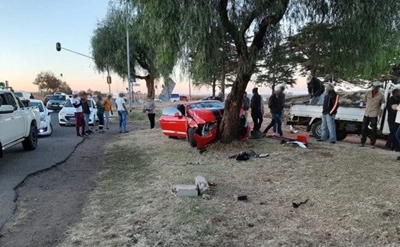 R1m luxury car driven into tree, police investigating