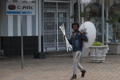 'Ambagsman' in hoofstraat