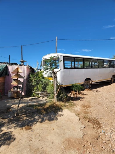 Bus tref vrou, 5 wonings