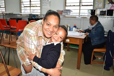 Rainy, but joyful start for Garden Route Primary's Grade 1s and Grade Rs