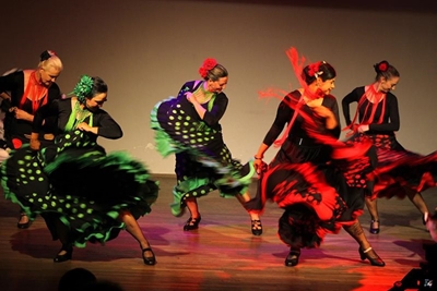 Spaanse danse op 'n warm somersaand