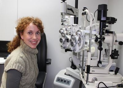 SpecSavers spog met nuwe oogkundige