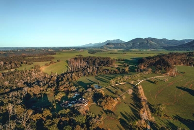 Ancient human DNA from Hoekwil rock shelter sheds light on 10 000 years of history