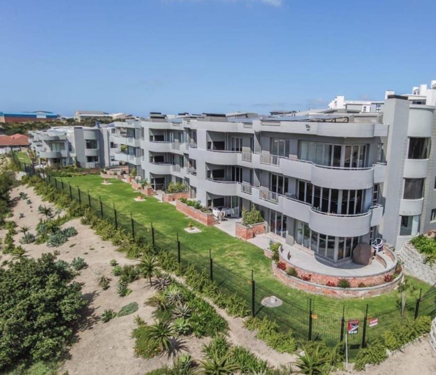 Exciting opportunity: Beautiful properties to choose from and a chance to receive cash