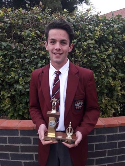 Swemmer maak Volkskool trots