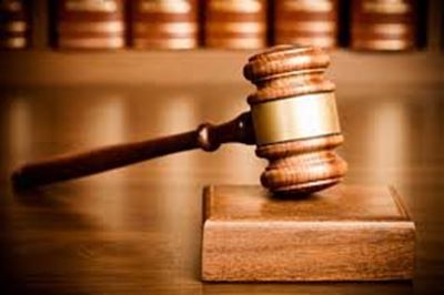 Vrou van Klaarstroom in hof vir man se dood