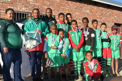 Academy holds Samara trophy high