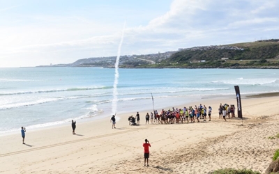 NSRI ondersteuners geniet die stranddraf